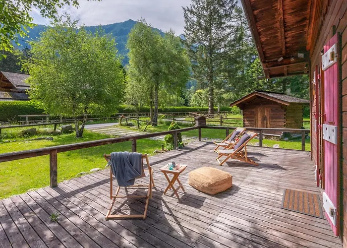 Cocooning Small Chaming With Garden Chalet *