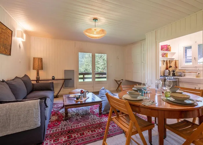 Cocooning Small Chaming With Garden