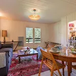 Cocooning Small With Garden And Views